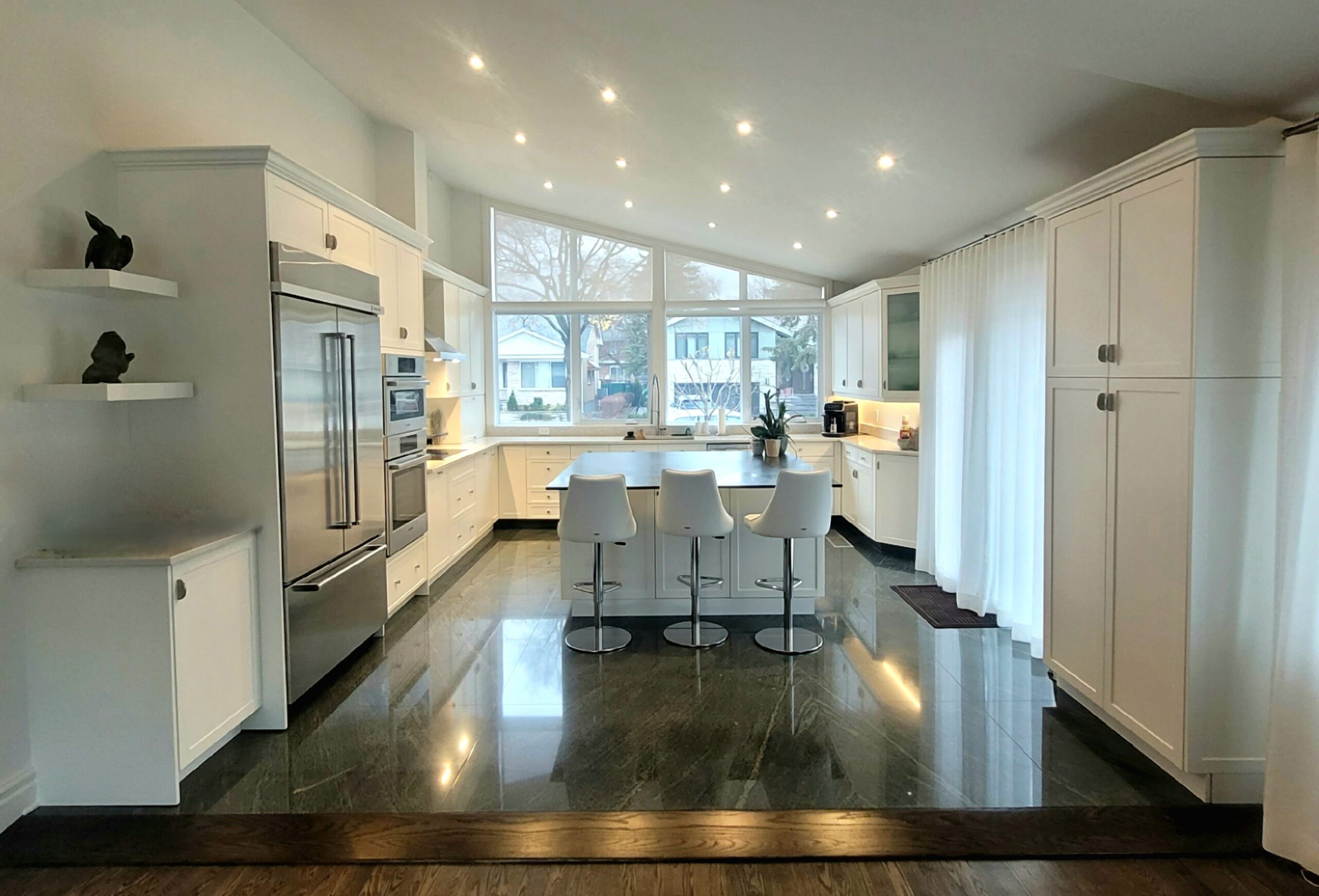 Armolan Furniture photo 4